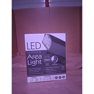 LED Outdoor Area Light 50W 5000K IP65 Adjustable Bronze – New in Box